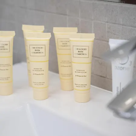 Wyjatkowy Z Parkingiem Dla 6 Osob By Renters * Wrocław