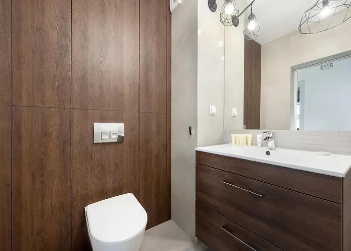 Apartment Wyjatkowy Z Parkingiem Dla 6 Osob By Renters Wroclaw